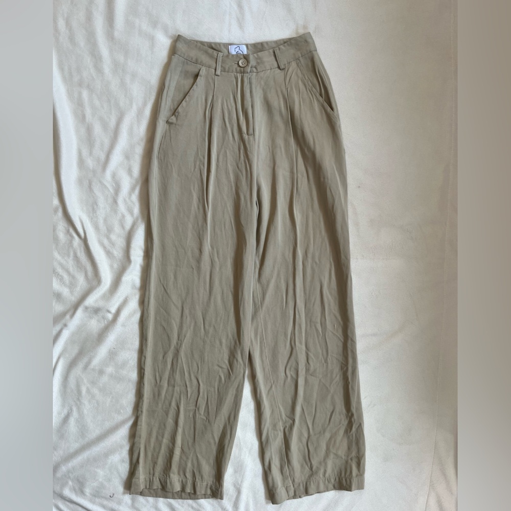 Kuwallatee Tant Button Pleated Trouser Wide Leg Loose Pant